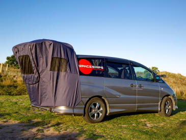 Der Beta 2S Camper von Spaceships in Neuseeland