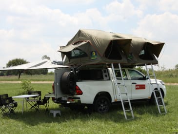 Entspannen mit dem Luxury Family & Group Safari N von Avis Afrika
