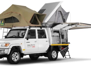 Das ausgebaute Dach des Luxury Safari Camper C von Avis Afrika
