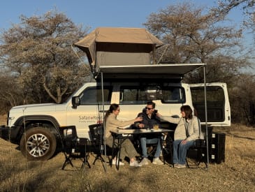 Camping im afrikanischen Bush mit dem Safari Camper B von Avis Afrika