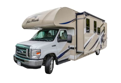 Seitenansicht mit Slideout des C-XLarge Motorhome von Four Seasons Kanada