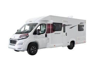 Außenansicht des UK Camper 4 von McRent Vereinigtes Königreich