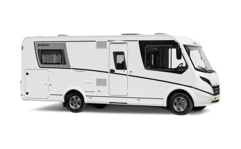 McRent Compact Luxury