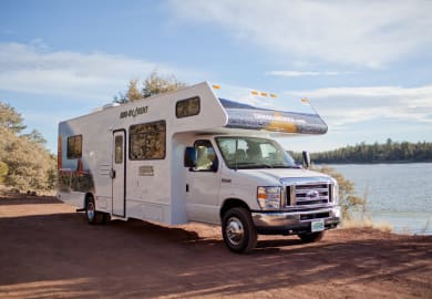 Frontansicht des C 30 Large von Cruise America