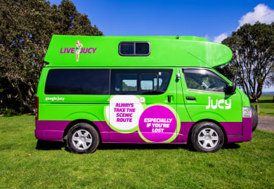 Am Parken mit dem Chaser von Jucy Neuseeland