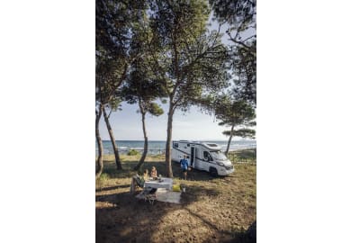 In der Natur mit dem Wanderer von Britz Rentals Neuseeland