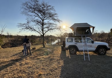 Sonnenuntergang genießen mit dem Safari Camper B von Avis Afrika
