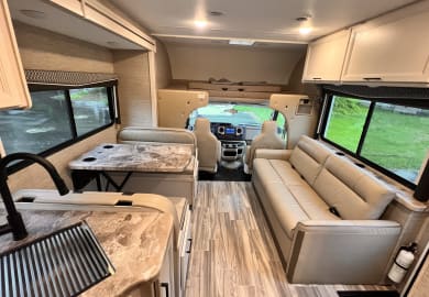 Road Camper C4 Class C ab 29ft