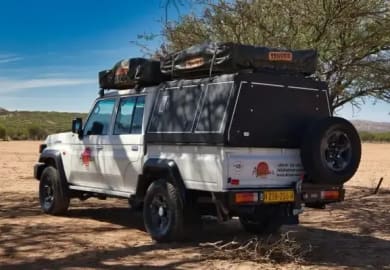 AfriCar Toyota Landcruiser 4x4 CG 4P