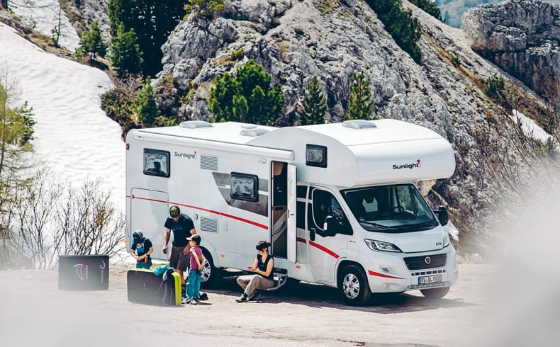 In den Bergen mit dem Family Plus von McRent Spanien