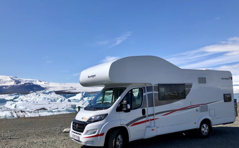 Unterwegs mit dem EcoLine 6 von Mc Rent Portugal