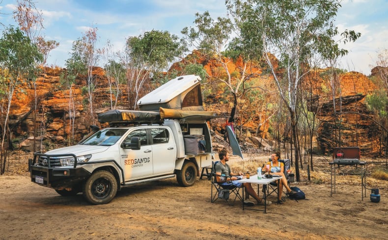 In der Natur mit dem 5 Personen 4WD Camper von Redsands Campers Australien