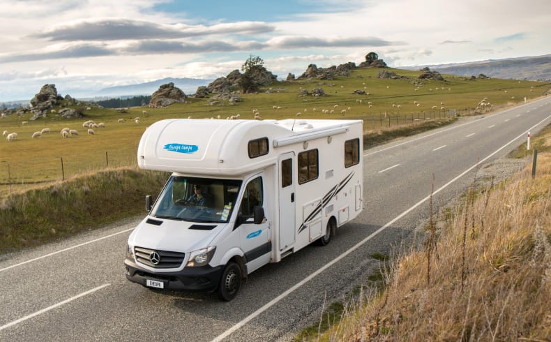 Unterwegs im 6 Bett Camper von Cheapa Neuseeland