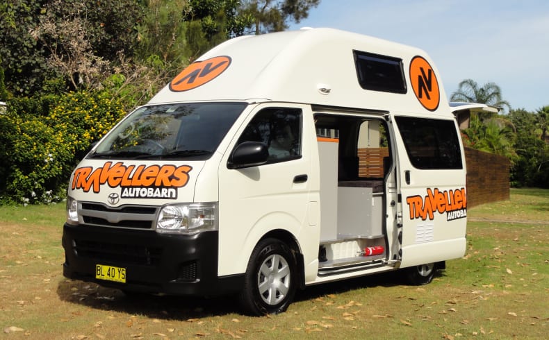 Ansicht des Hitop Camper von Travellers Autobarn Neuseeland