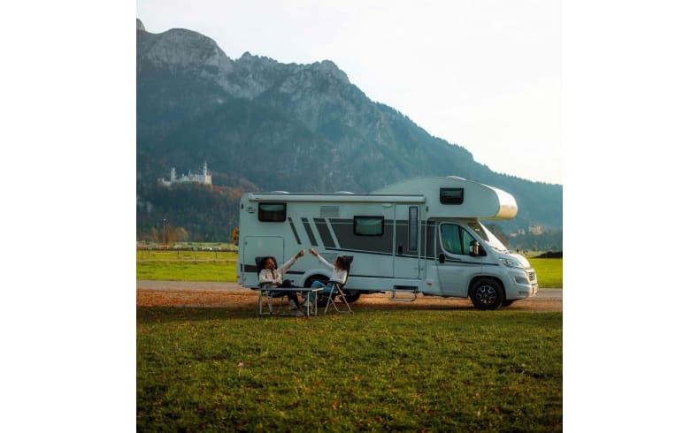 Unterwegs mit dem Family 5 Automatik von Touring Cars