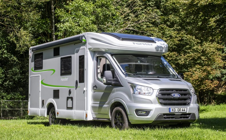 DRM Deutsche Reisemobil Vermietung Slim Cruiser S4